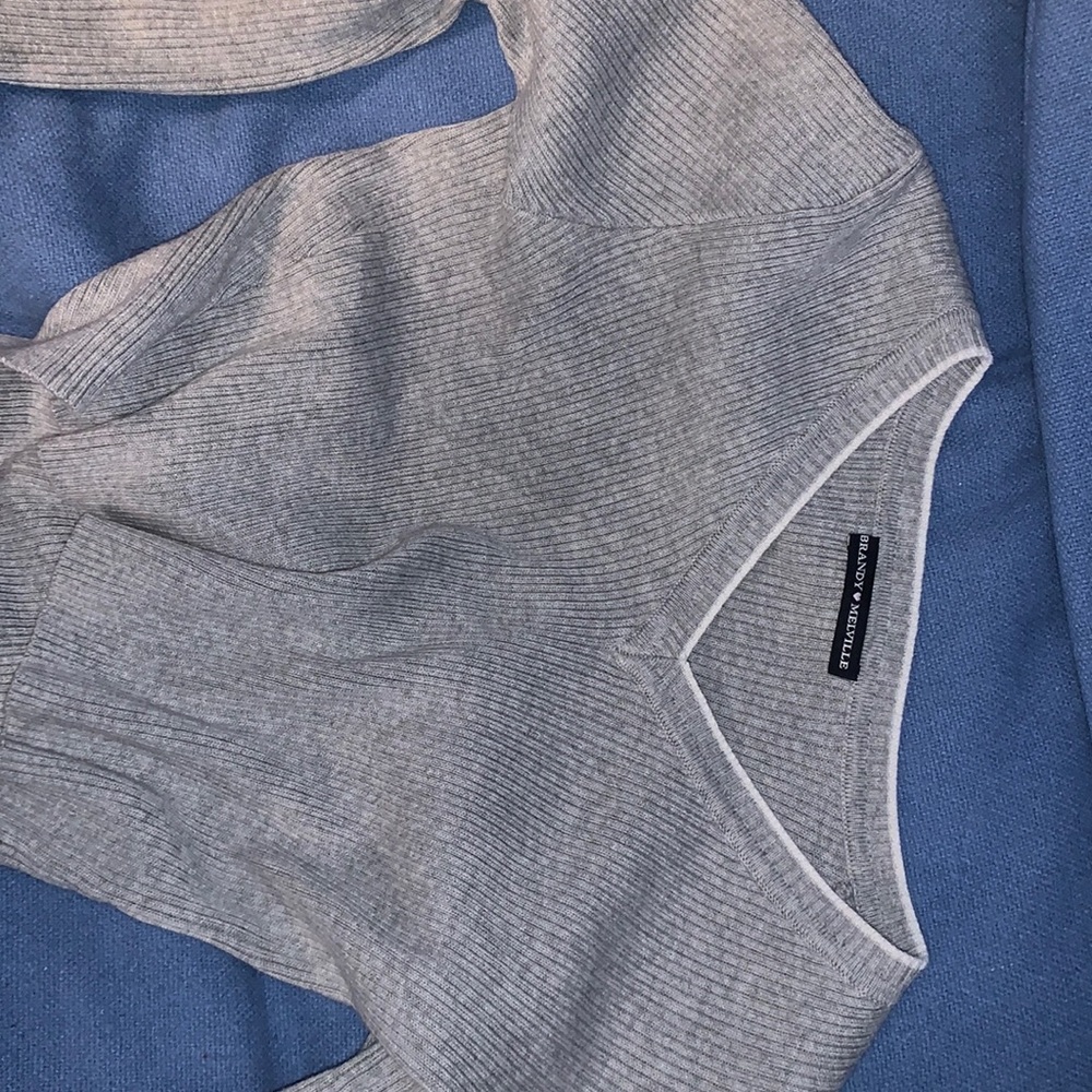 brandy melville cropped sweater